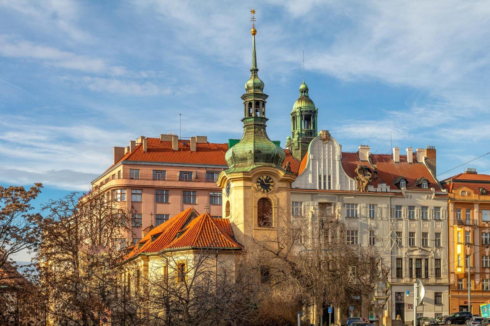 Apartment Sunny Luxury Grebovka Prag